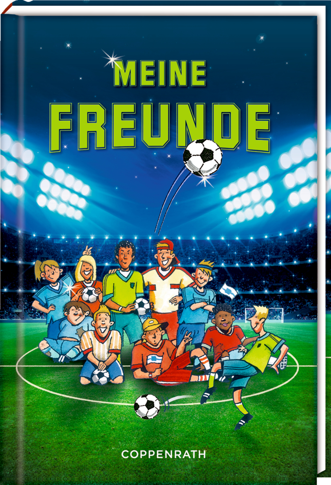 Kinder in Fußballtrikots lächeln auf einem hell erleuchteten Stadionfeld, über ihnen prangt die Aufschrift „MEINE FREUNDE“.