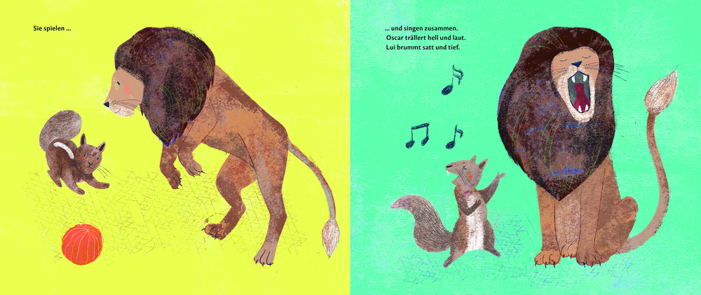Ein Löwe und ein Eichhörnchen spielen mit einem Ball und singen, umgeben von Musiknoten.