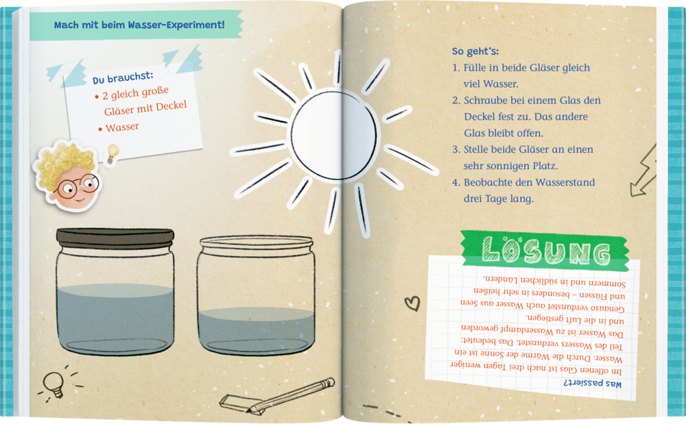 Offenes Buch mit gezeichnetem Wasser-Experiment, zwei Gläsern mit Wasser, Sonne, Anweisungen und einer Kinderillustration.