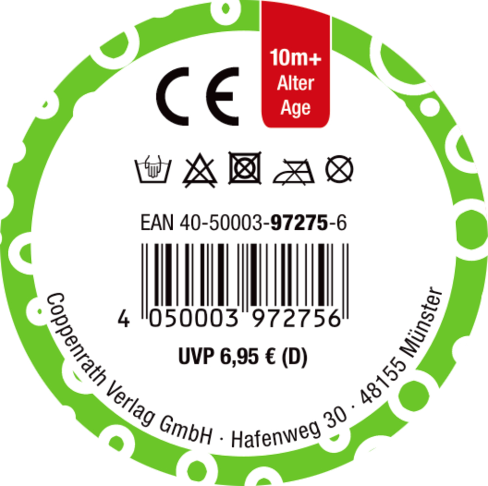 Rundes Etikett mit grünem Rand, CE-Zeichen, Altersangabe 10m+, Waschsymbolen, EAN-Code und Preisangabe 6,95 €.