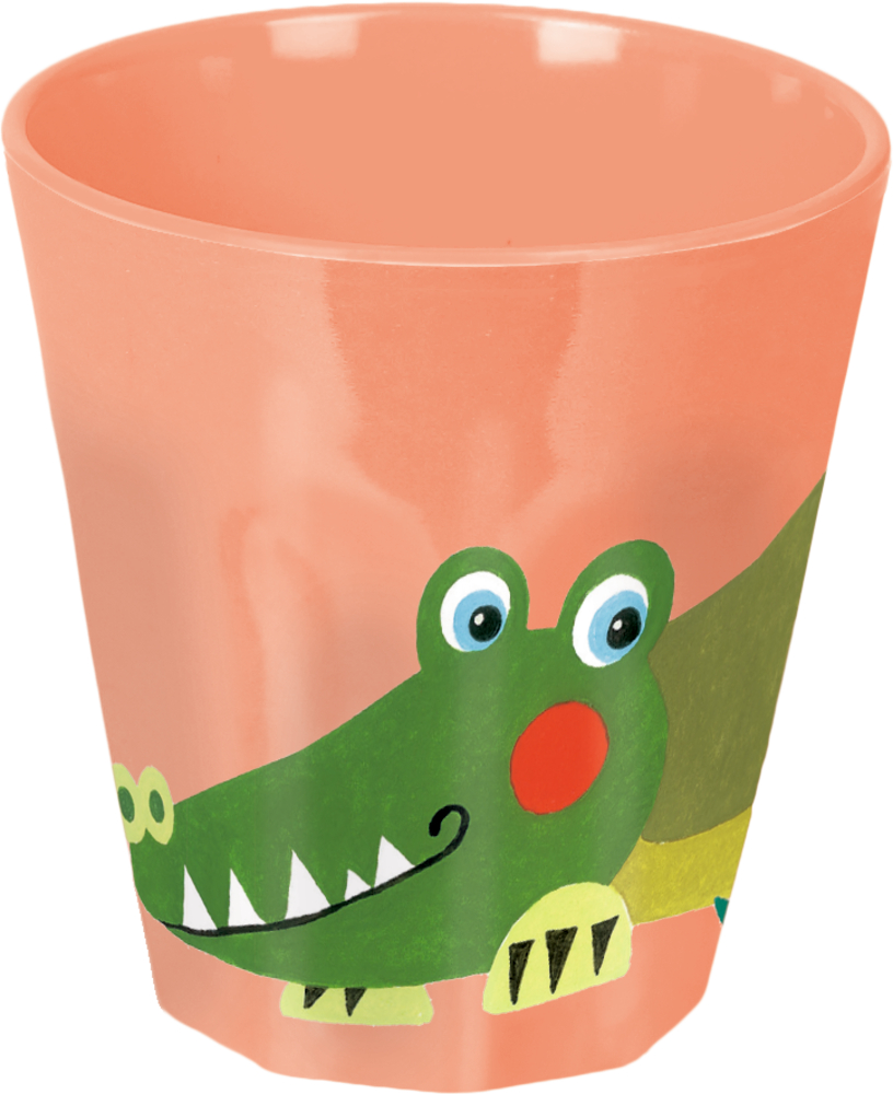 Pfirsichfarbener Becher mit einem freundlichen Krokodil.
