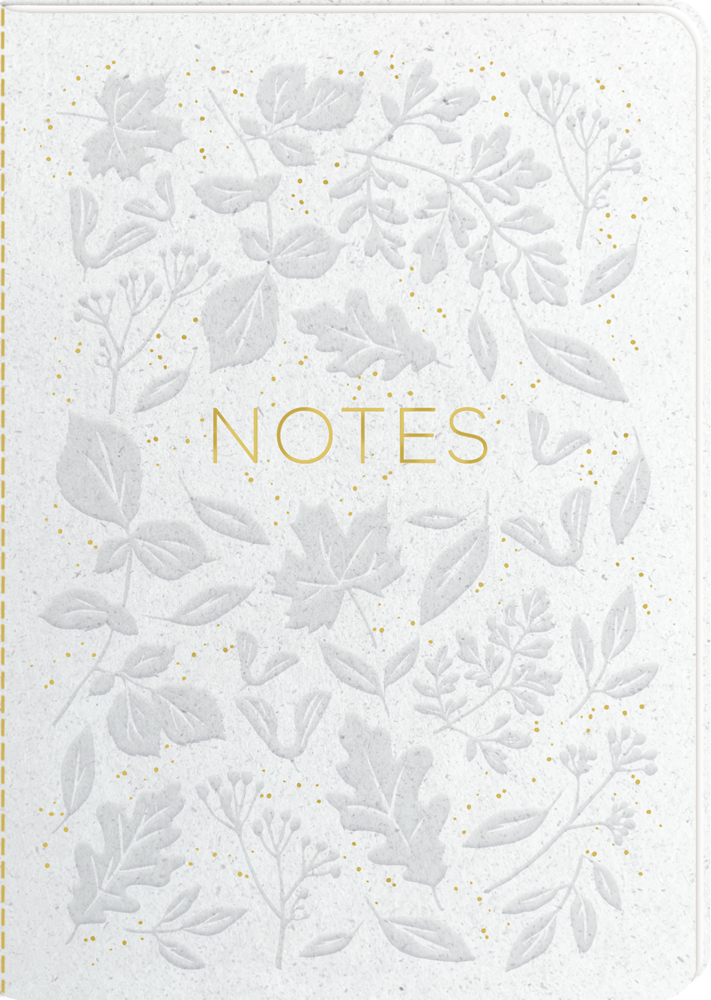 Weiße Notizbuch-Cover mit geprägtem Blattmuster und goldener Aufschrift „NOTES“.