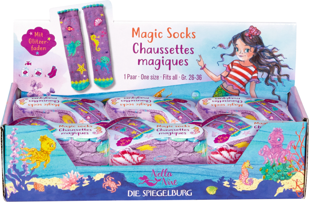 Papp-Display mit Illustrationen von Meeresmotiven und Meerjungfrau. Darin mehrere Packungen Magic Socks.