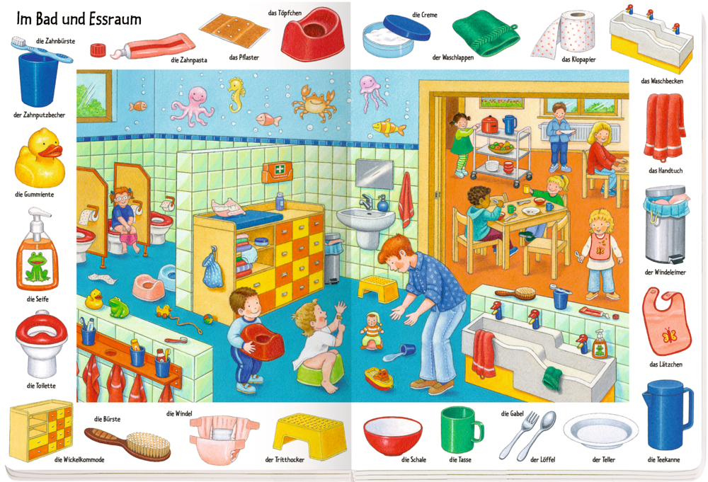 Kinder spielen und waschen sich in buntem Bad mit Blick ins Esszimmer mit beschrifteten Gegenständen.