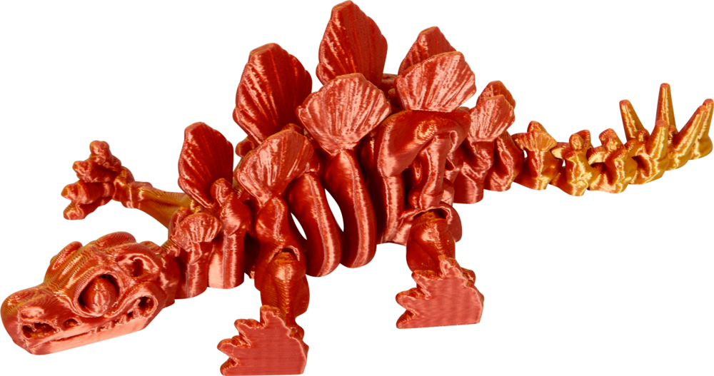 Rot-orangefarbener Spielzeug-Stegosaurus mit beweglichen Beinen und Schwanz, schräg vor weißem Hintergrund dargestellt.
