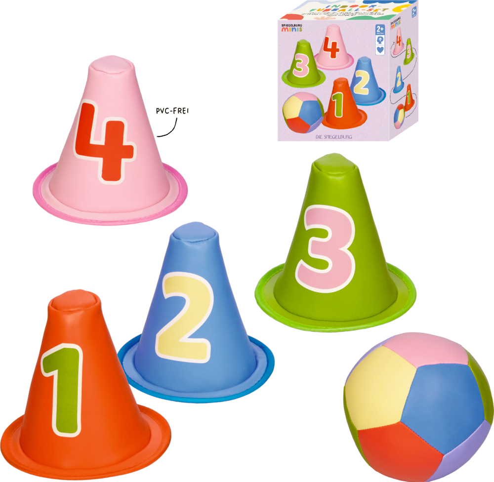 Vier farbige PVC-freie Hütchen mit den Zahlen 1 bis 4 und ein bunter Ball, daneben die Produktverpackung.