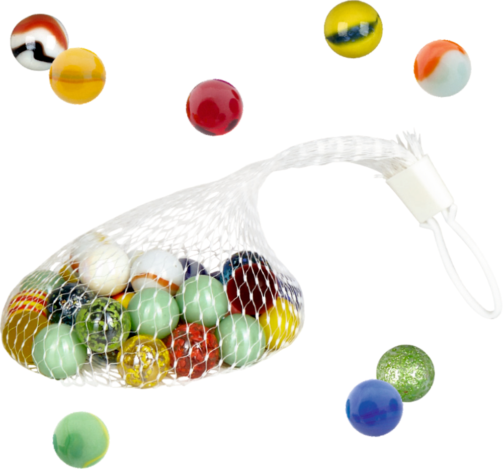 In einem Netzbeutel befinden sich bunte Murmeln, wobei einige Murmeln außerhalb des Beutels verstreut sind.