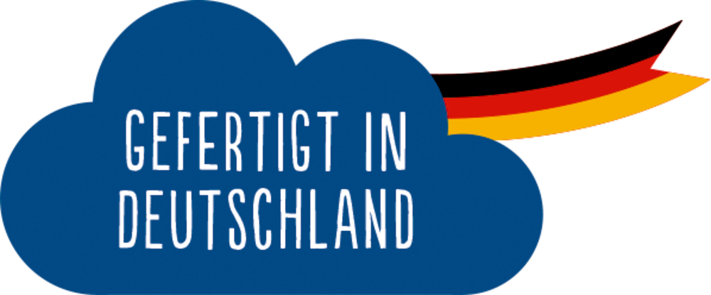 Eine blaue Wolke mit dem Text „Gefertigt in Deutschland“ und einem deutschen Flaggenband.