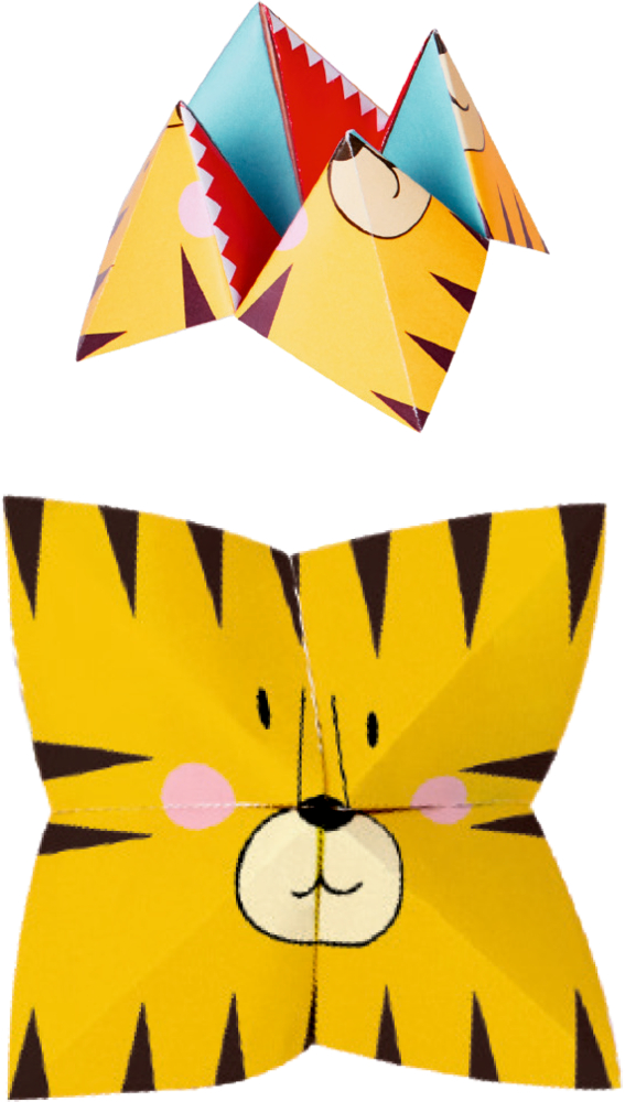 Zwei gelbe Papier-Faltfiguren mit Tiger-Gesichtern, eine geöffnet, eine geschlossen.
