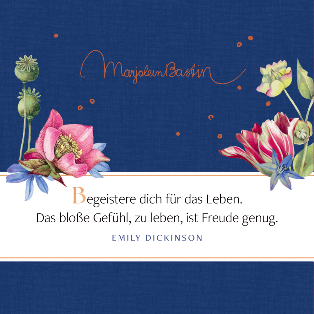 Blauer Hintergrund mit Blumenillustrationen und einem Zitat von Emily Dickinson in der Mitte.