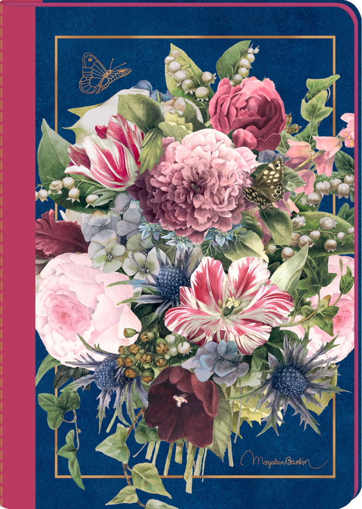 Notizbuch mit Blumenmuster aus verschiedenen Blüten und Schmetterlingen auf dunkelblauem Hintergrund mit pinkem Buchrücken.