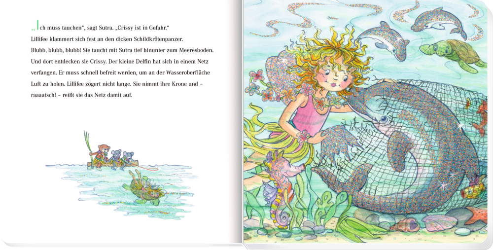 Illustration einer Meerjungfrau und eines Delfins im Netz, umgeben von Meerestieren und grünen Pflanzen, auf einer Doppelseite mit Text.
