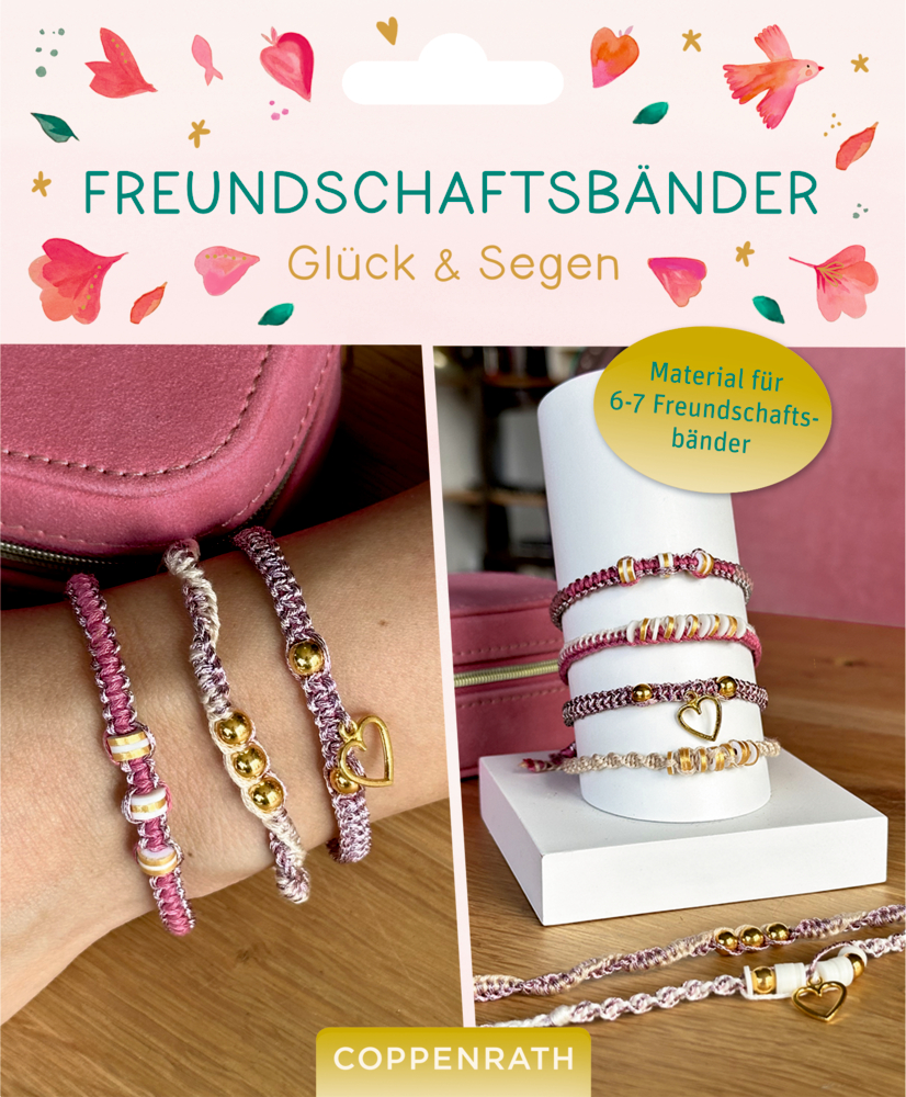 Drei rosa-goldene Armbänder an einem Handgelenk, fünf weitere auf einem Ständer, Bastelset daneben.