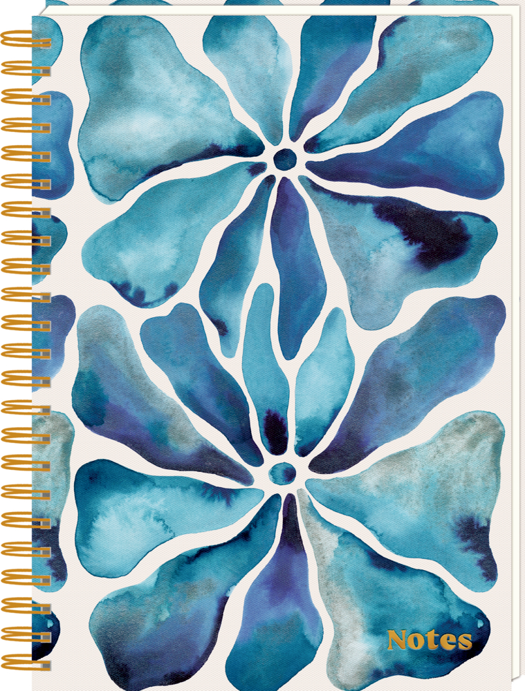 Spiralnotizbuch mit blauem Aquarellblumendesign und „Notes“ in goldener Schrift auf dem Einband.