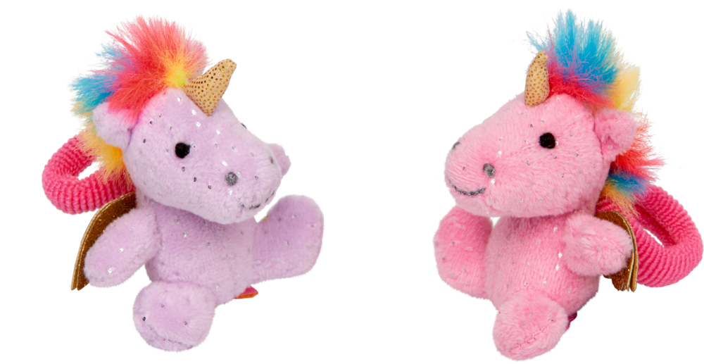 Zwei Plüscheinhörner an pinken Zopfgummis mit Regenbogenmähne und goldenen Flügeln.
