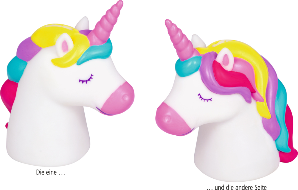 Zwei Ansichten des weißen Einhornkopfs als Spardose mit pinkem Horn, geschlossenen Augen und bunter Mähne in Gelb, Lila, Pink und Türkis.